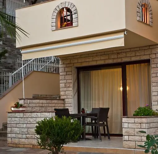 Apartamento Seydnaya & Néos Marmarás